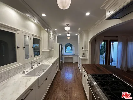 $7,795 | 2012 Manning Avenue, Los Angeles, CA 90025