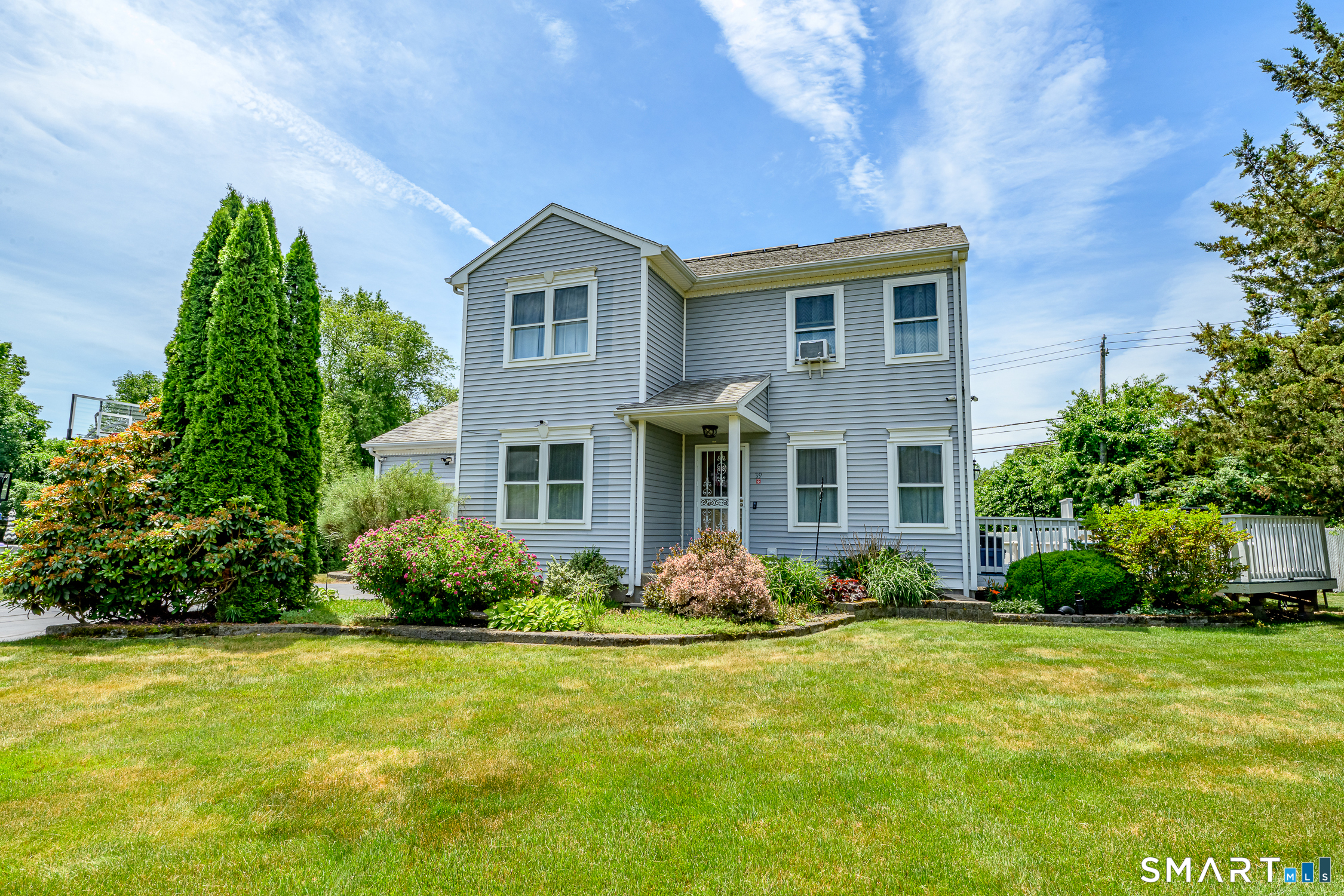 39 Jefferson Drive Killingly, CT 06239 - Photo 2 of 30