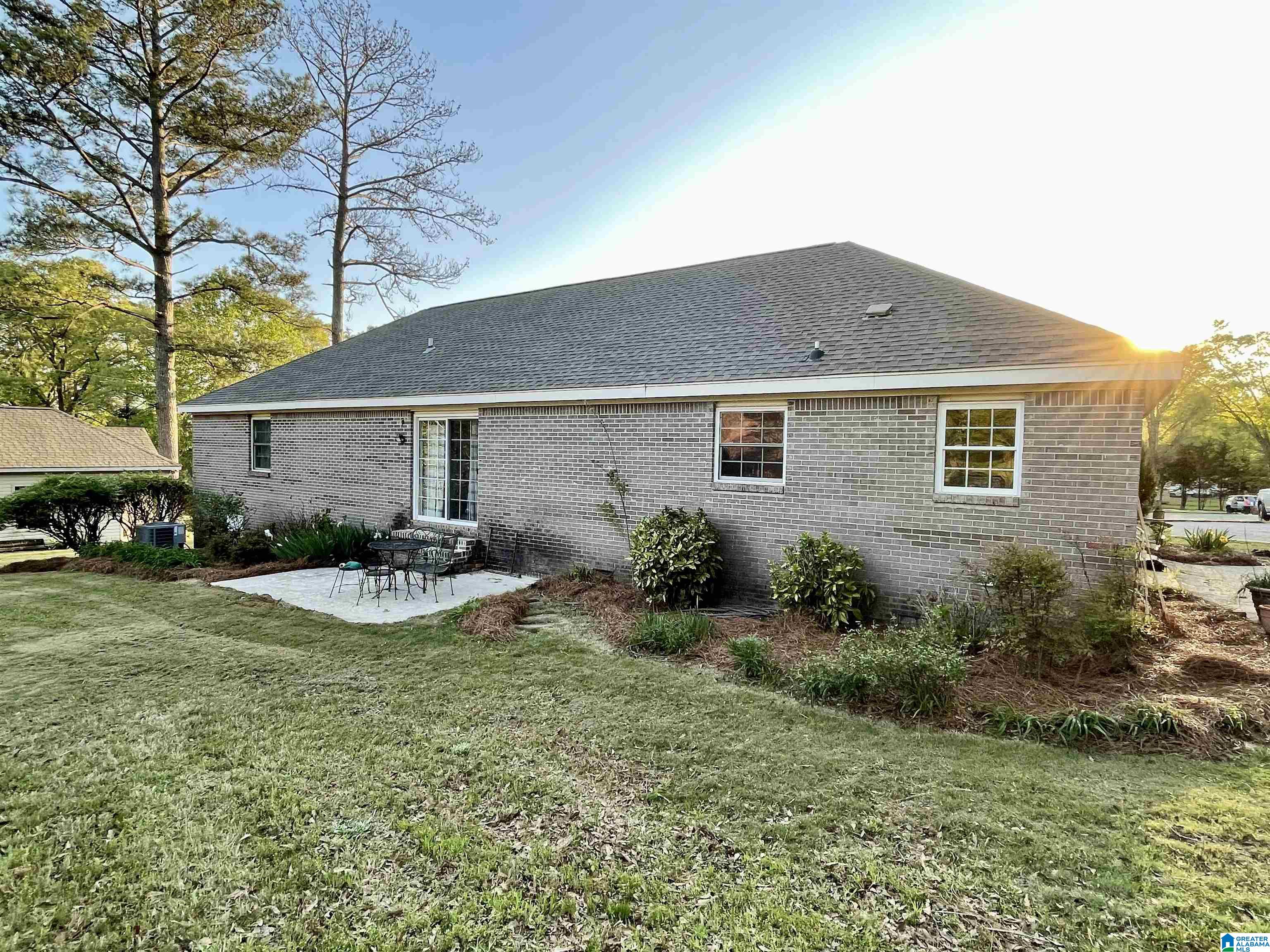 234 Cherokee Road Thorsby, AL 35171 - Photo 2 of 34