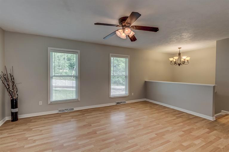 817 Dudley Road Fort Mitchell, KY 41017 - Photo 3 of 19