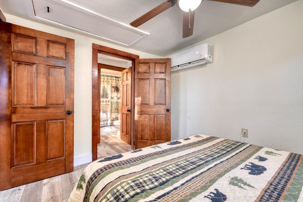 408 Smith Road Brasstown, NC 28902 - Photo 17 of 38