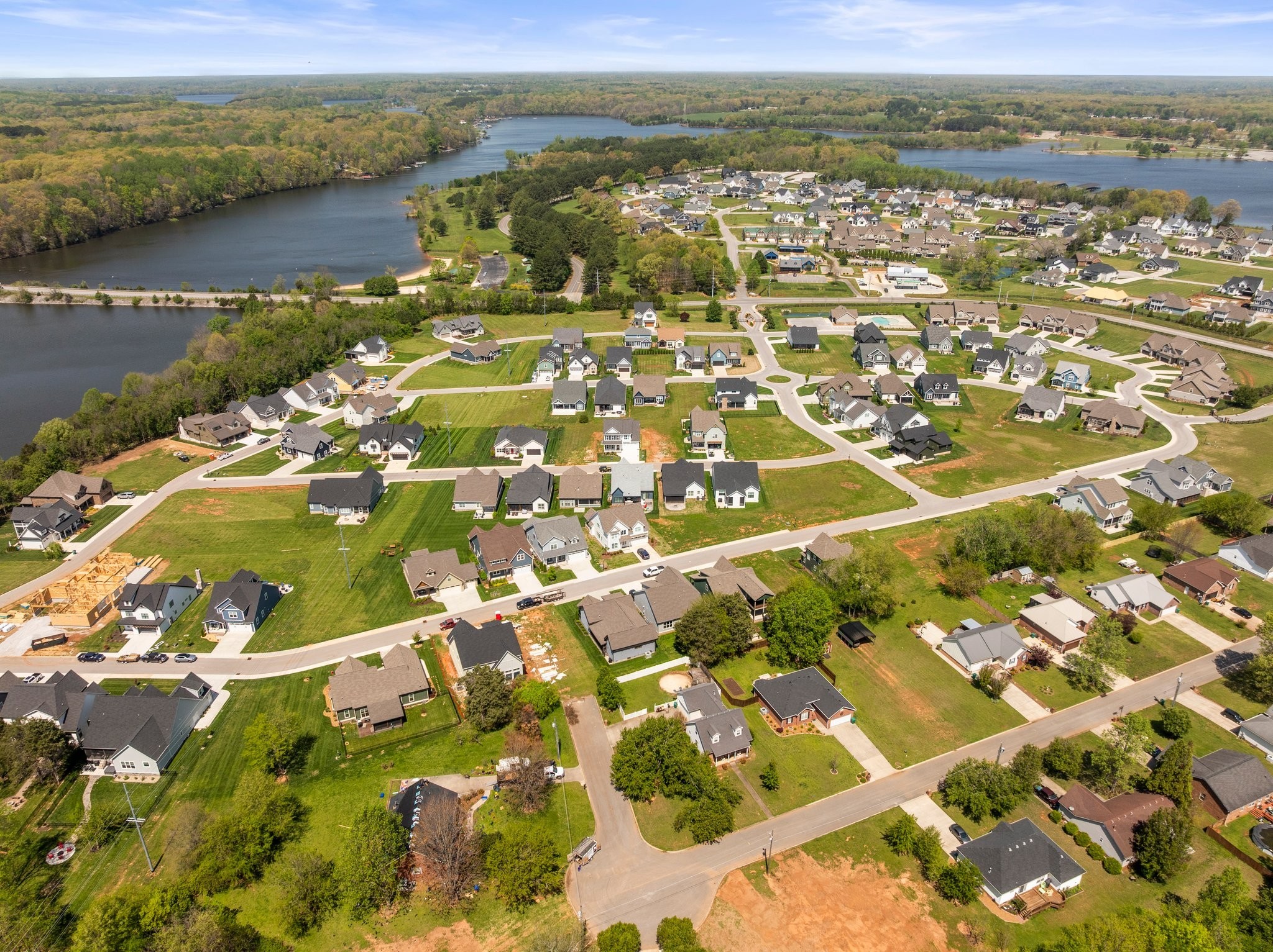 0 Pontoon Place Winchester, TN 37398 - Photo 6 of 7 an aerial view of residential houses with outdoor space