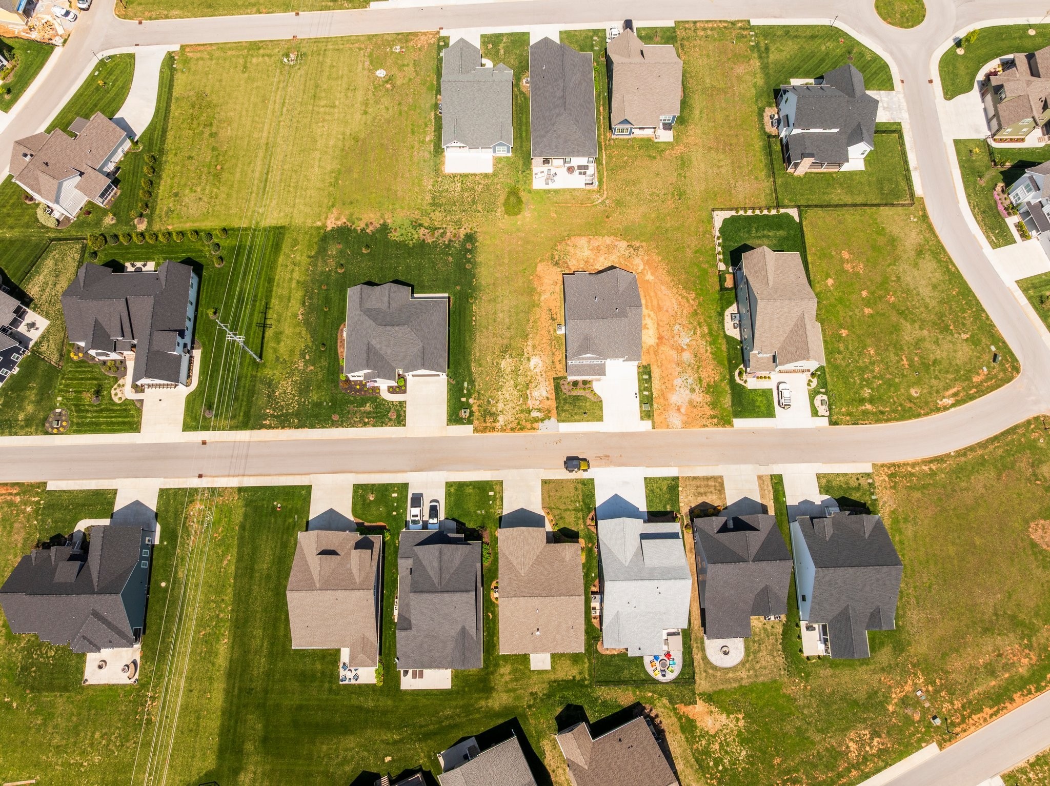 0 Pontoon Place Winchester, TN 37398 - Photo 7 of 7 an aerial view of a swimming pool