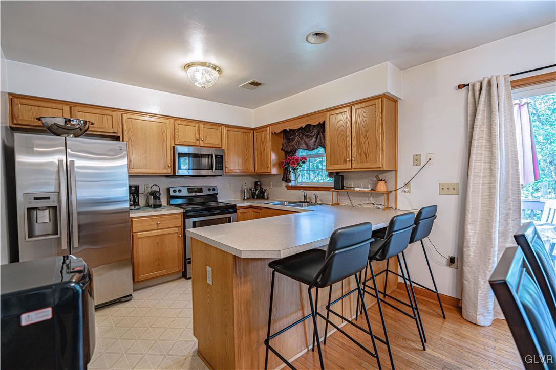 1038 Clover Road South Long Pond, PA 18334 - Photo 12 of 39 Kitchen