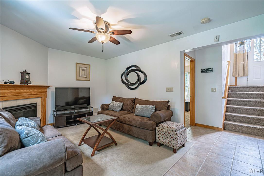 1038 Clover Road South Long Pond, PA 18334 - Photo 25 of 39 Family room