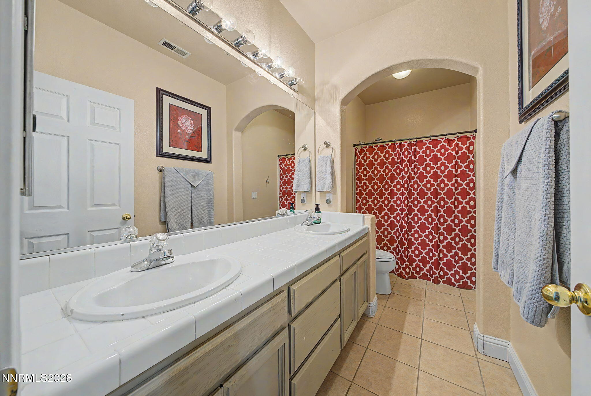 9395 Oakley Court Reno, NV 89521 - Photo 27 of 35 27-DSC02394-Edit