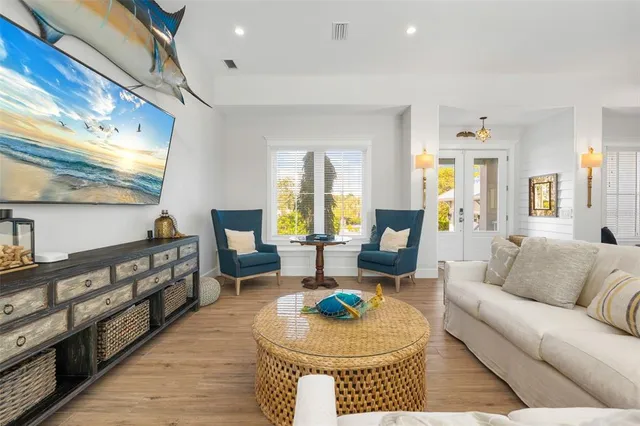 $5,275,000 | 436 South Polk Drive, Sarasota, FL 34236