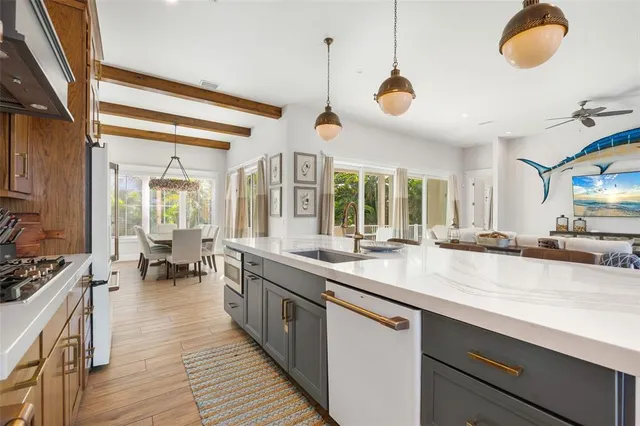 $5,275,000 | 436 South Polk Drive, Sarasota, FL 34236