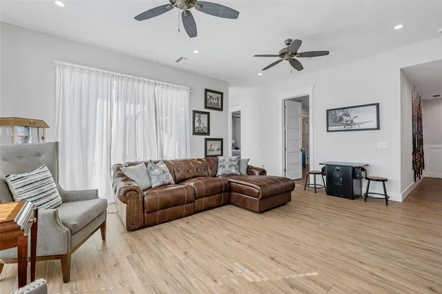 $5,275,000 | 436 South Polk Drive, Sarasota, FL 34236