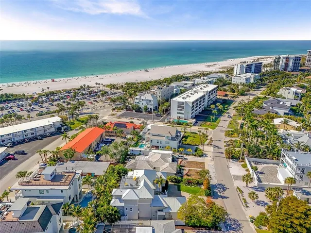 $5,275,000 | 436 South Polk Drive, Sarasota, FL 34236