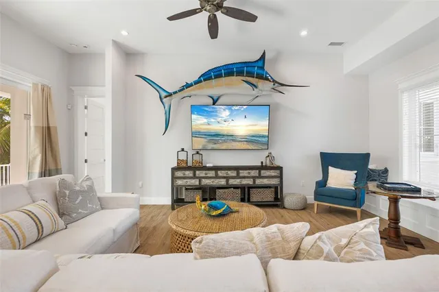 $5,275,000 | 436 South Polk Drive, Sarasota, FL 34236