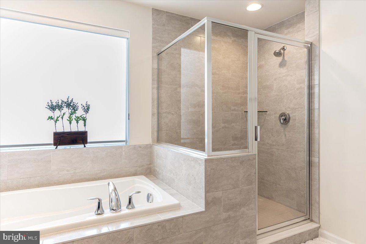 5518 Hawk Ridge Road Frederick, MD 21704 - Photo 25 of 44 Gallery Image 25