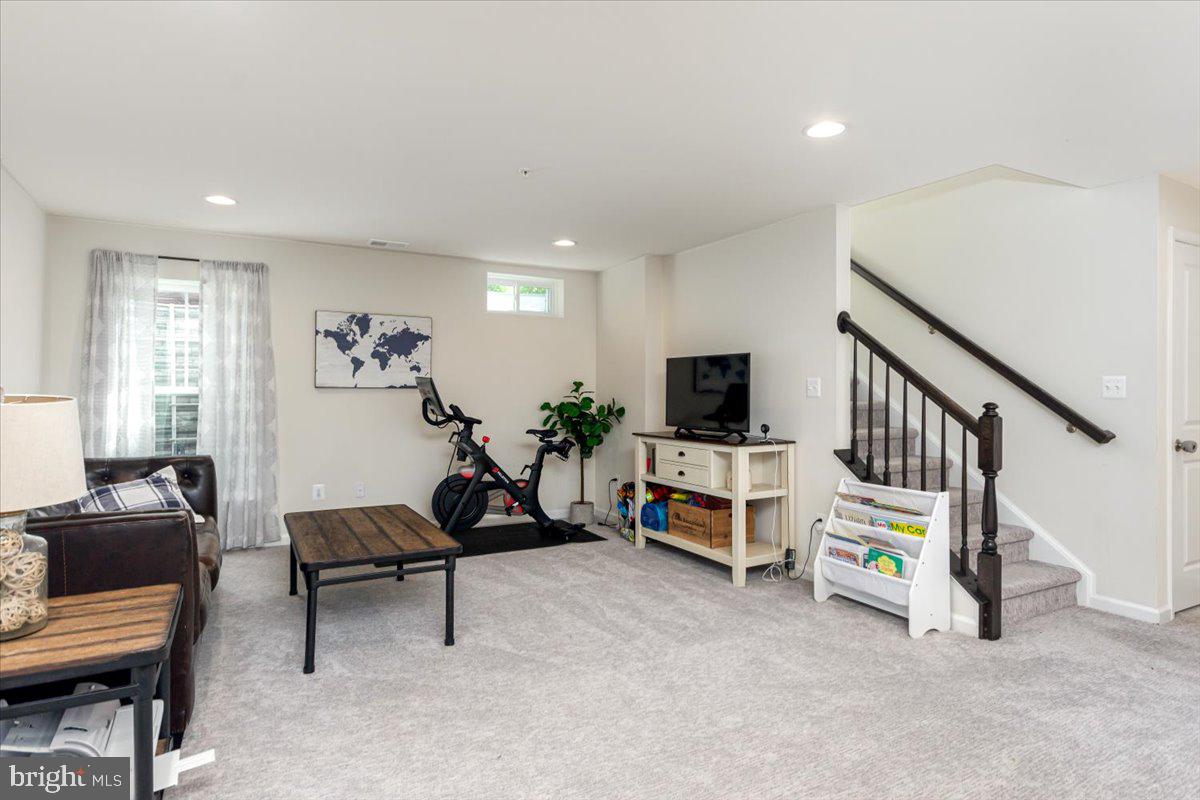 5518 Hawk Ridge Road Frederick, MD 21704 - Photo 32 of 44 Gallery Image 32
