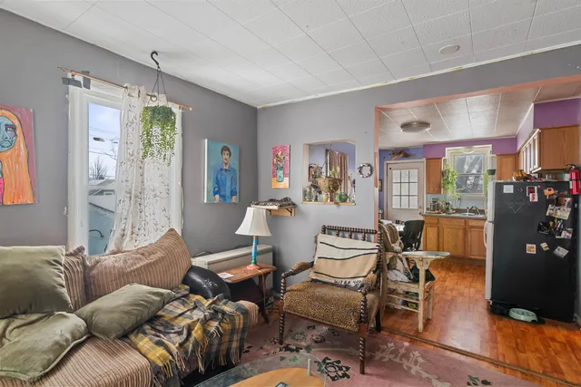 $684,000 | 35 St Mary's Street, Burlington, VT 05401