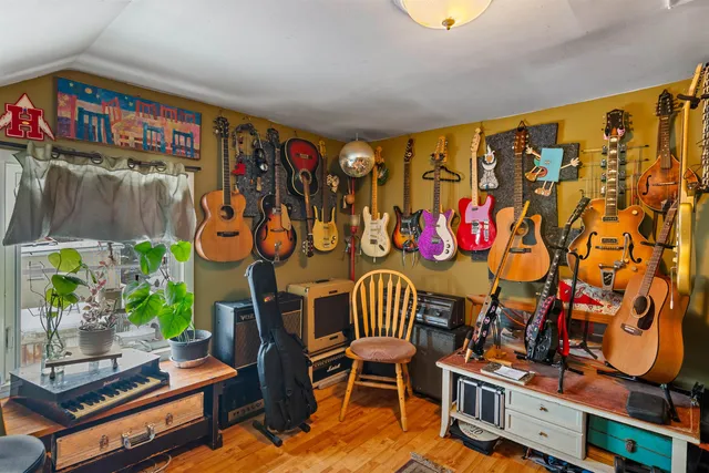 $684,000 | 35 St Mary's Street, Burlington, VT 05401