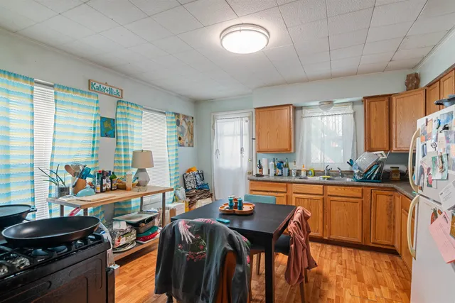 $684,000 | 35 St Mary's Street, Burlington, VT 05401