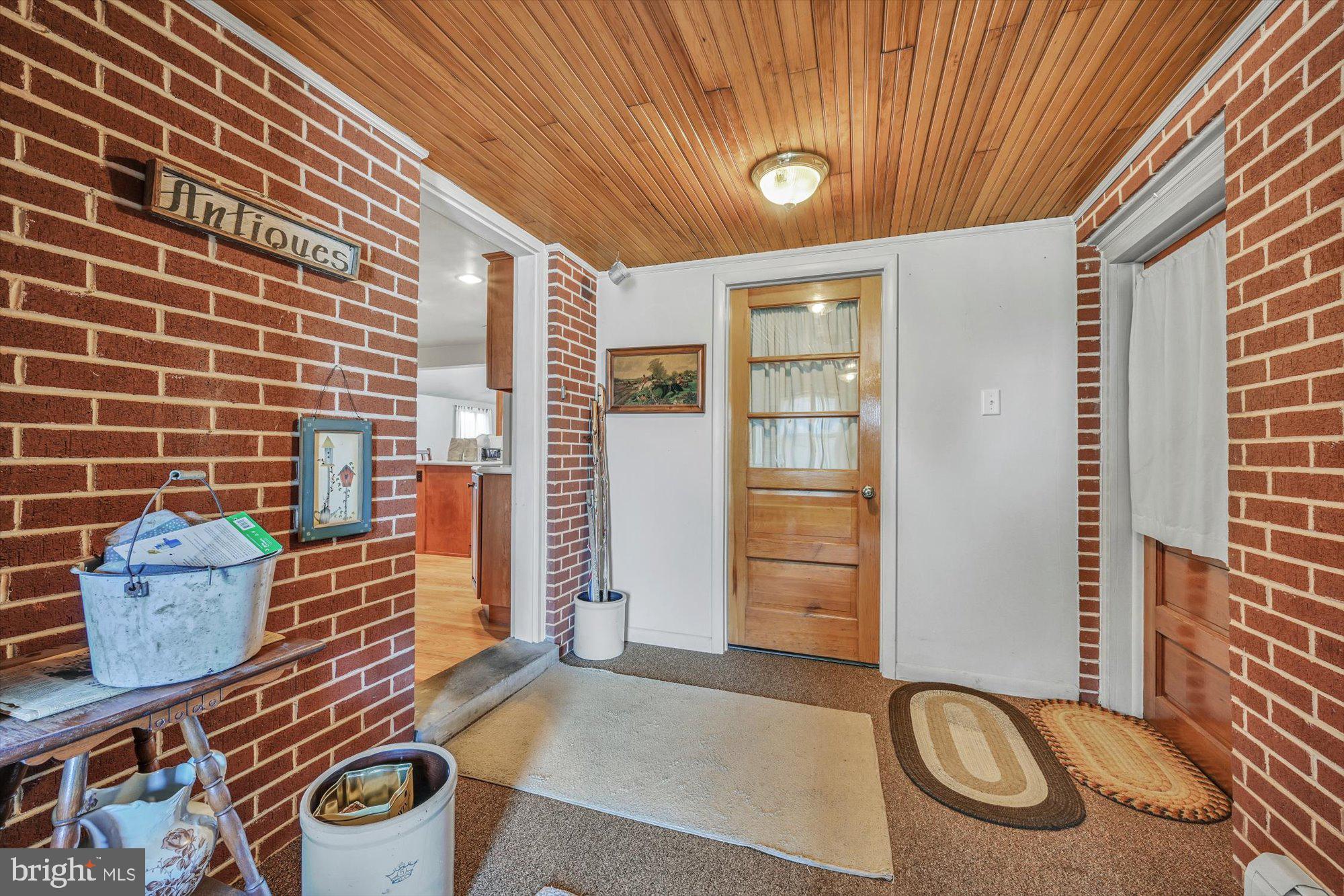 4521 Davidsburg Road Dover, PA 17315 - Photo 4 of 36 Gallery Image 4