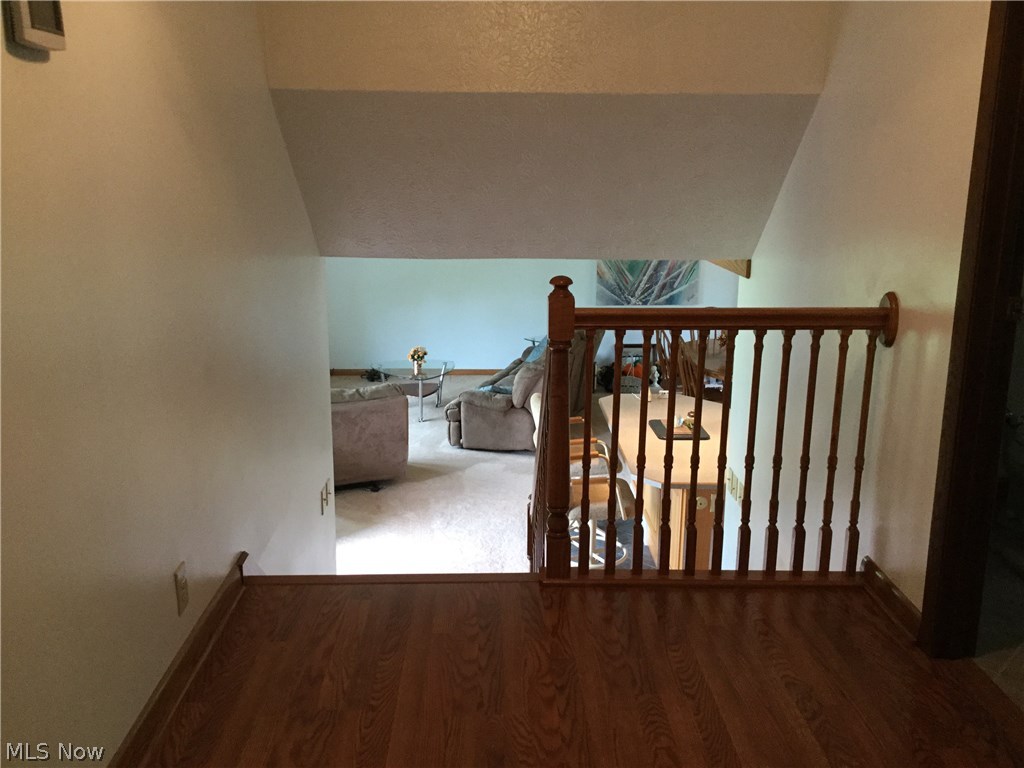 62227 Hawthorne Hill Road Shadyside, OH 43947 - Photo 12 of 35