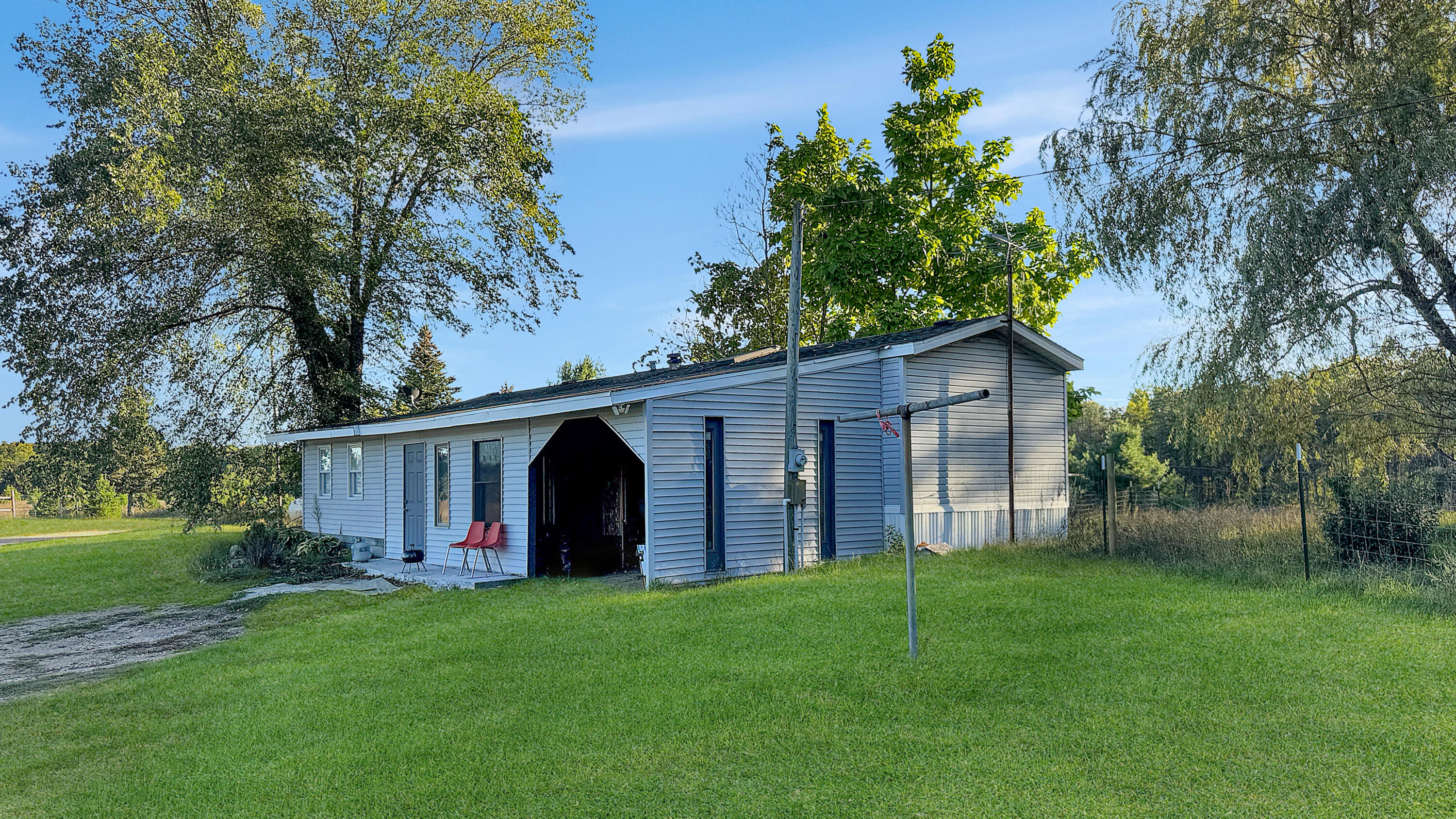 5767 South 23 Road Boon, MI 49618 - Photo 1 of 31 Greg Bosscher (26)