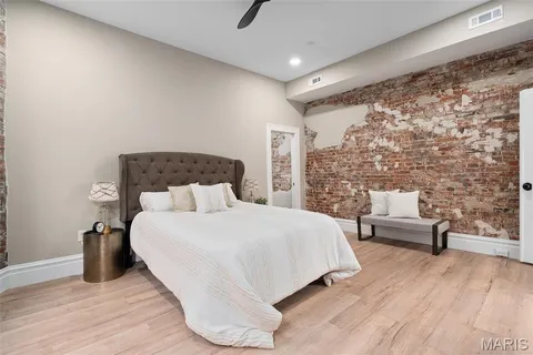 $449,000 | 3235 South Jefferson Avenue, St. Louis, MO 63118