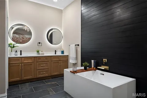 $449,000 | 3235 South Jefferson Avenue, St. Louis, MO 63118