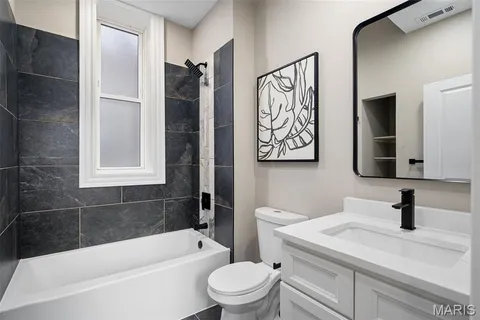 $449,000 | 3235 South Jefferson Avenue, St. Louis, MO 63118