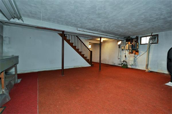 19 Bernard Road Wellesley, MA 02481 - Photo 21 of 24 a view of a room with wooden floor