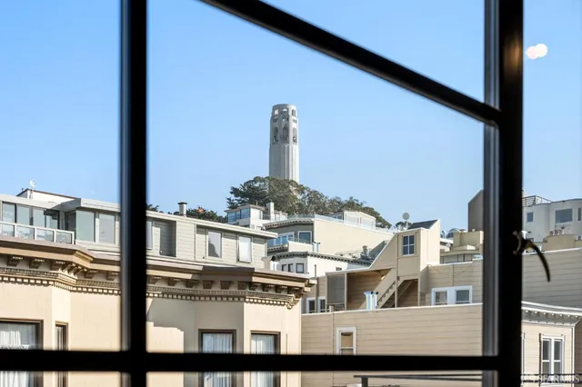 a view of a lake with houses