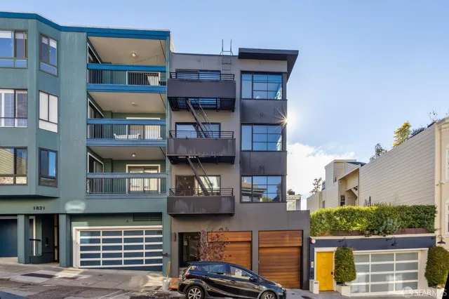 $7,000 | 1831 Grant Avenue, Unit 301, San Francisco, CA 94133