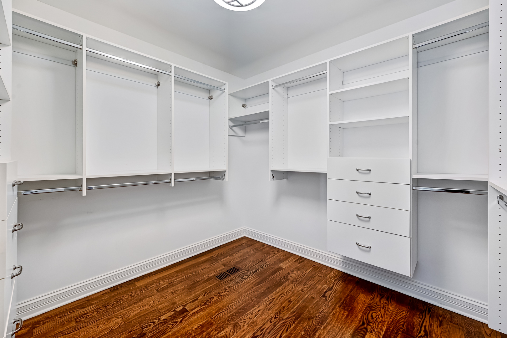 130 Oxford Avenue Clarendon Hills, IL 60514 - Photo 27 of 54