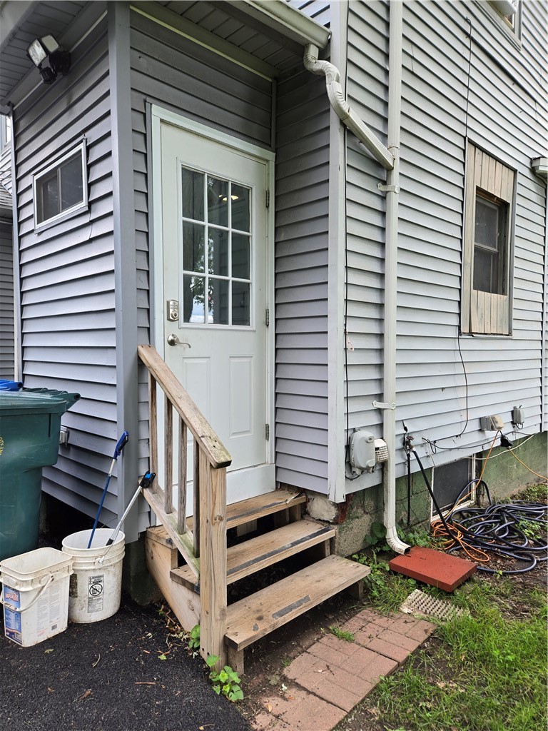 695-697 Culver Road Rochester, NY 14609 - Photo 4 of 50 This is the back door.