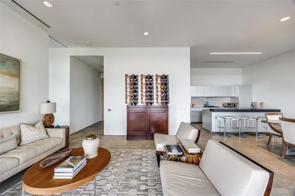 $749,000 | 1717 Arts Plaza, Unit 1808, Dallas, TX 75201