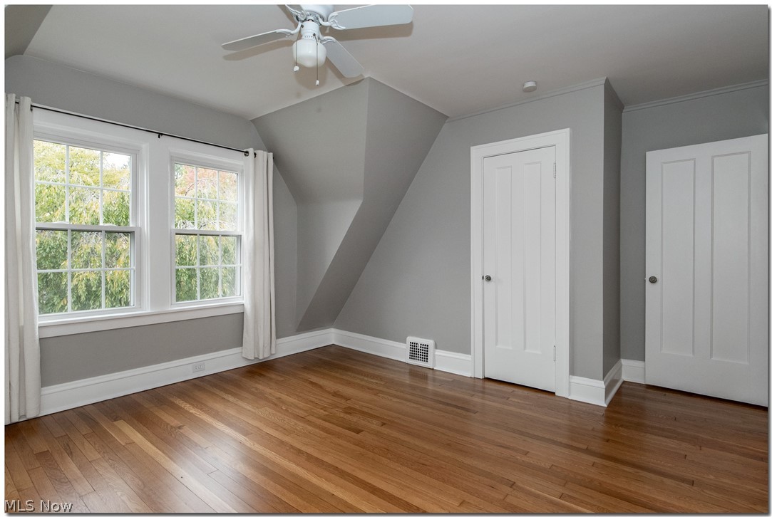 2389 Queenston Road Cleveland, OH 44118 - Photo 22 of 35 Gallery Image 22