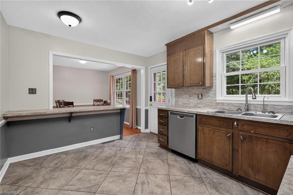 6535 El Rancho Drive Rural Hall, NC 27045 - Photo 8 of 32