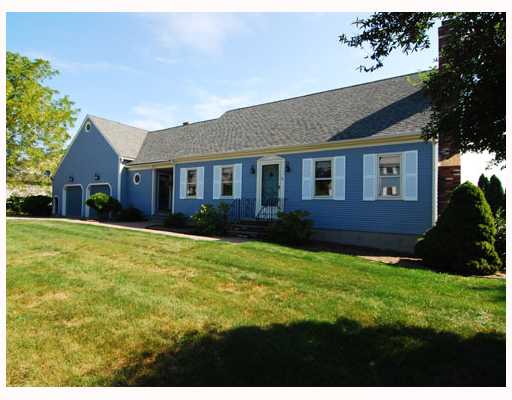5 Peleg Road Portsmouth, RI 02871 - Photo 1 of 8 Exterior Front.