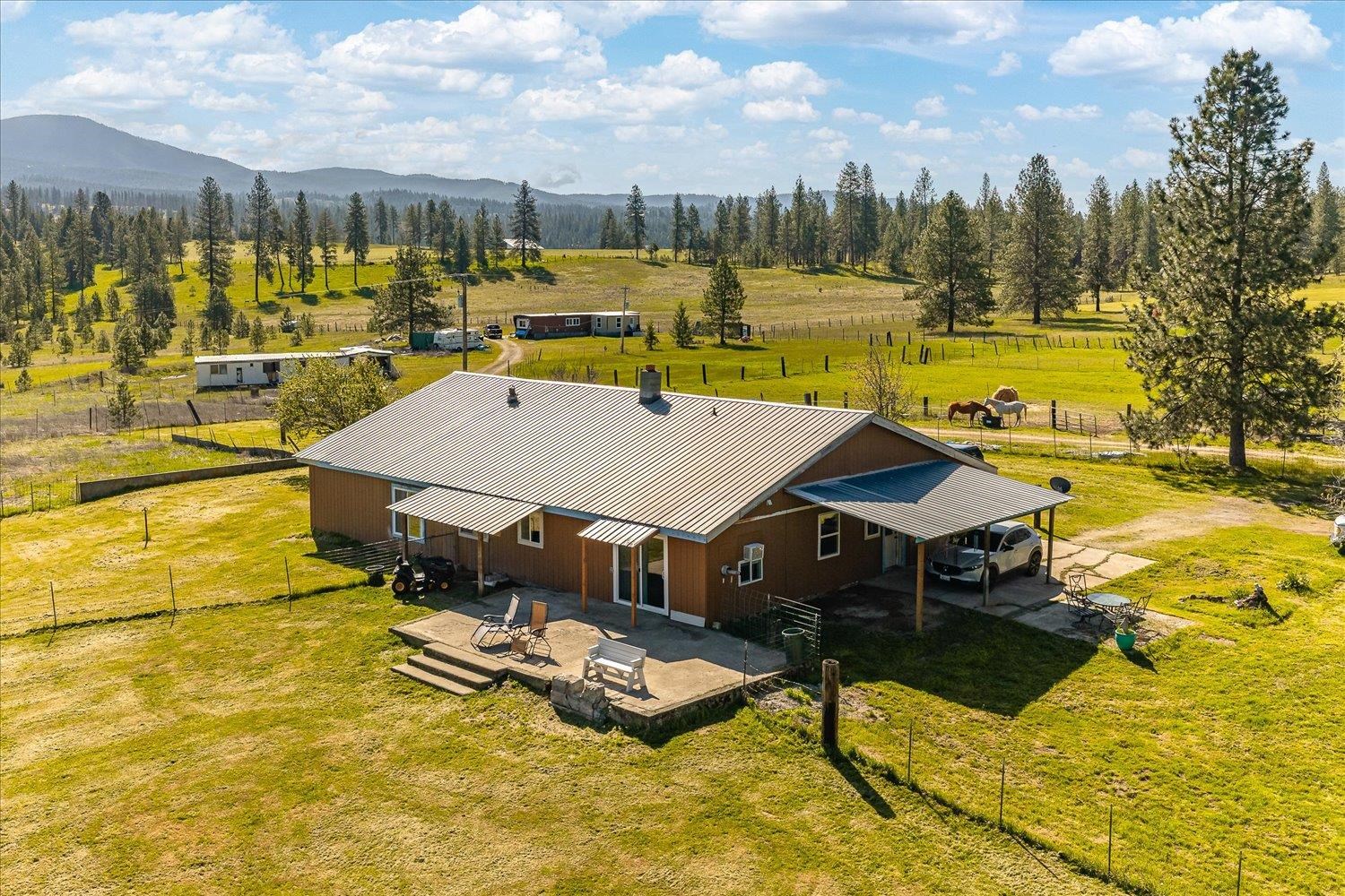 32604 North Elk Chattaroy Road Chattaroy, WA 99003 - Photo 1 of 48