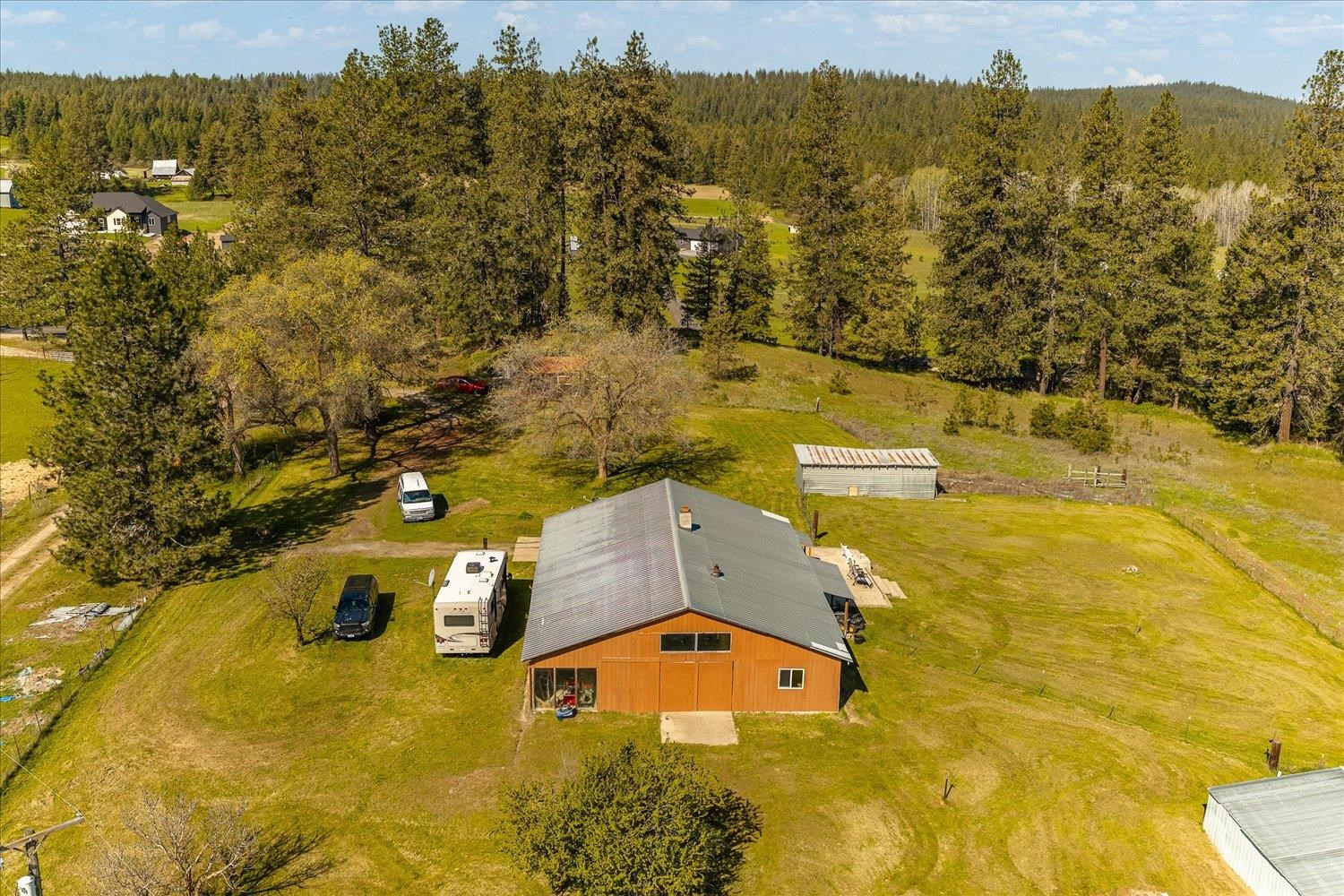 32604 North Elk Chattaroy Road Chattaroy, WA 99003 - Photo 36 of 48