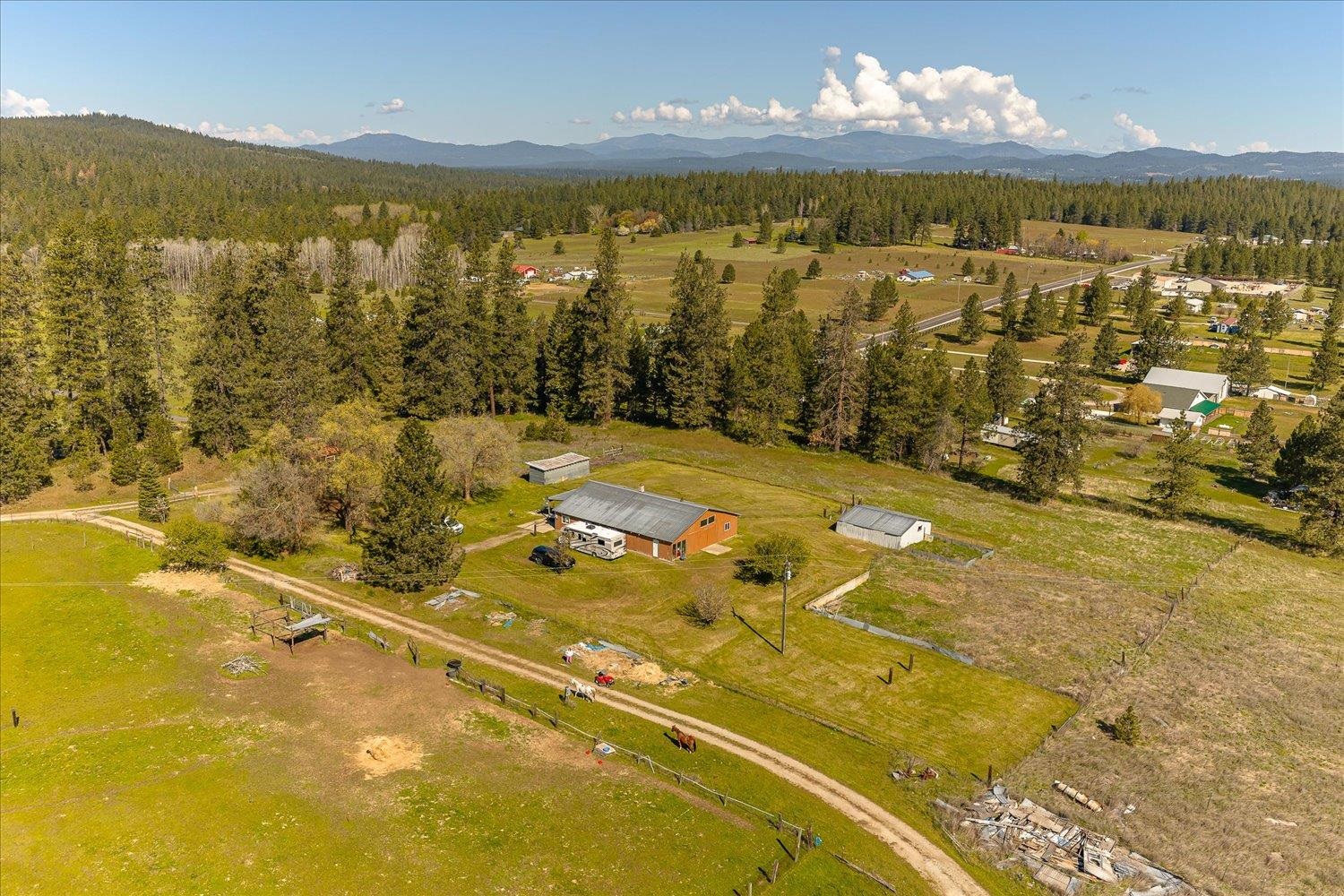 32604 North Elk Chattaroy Road Chattaroy, WA 99003 - Photo 41 of 48