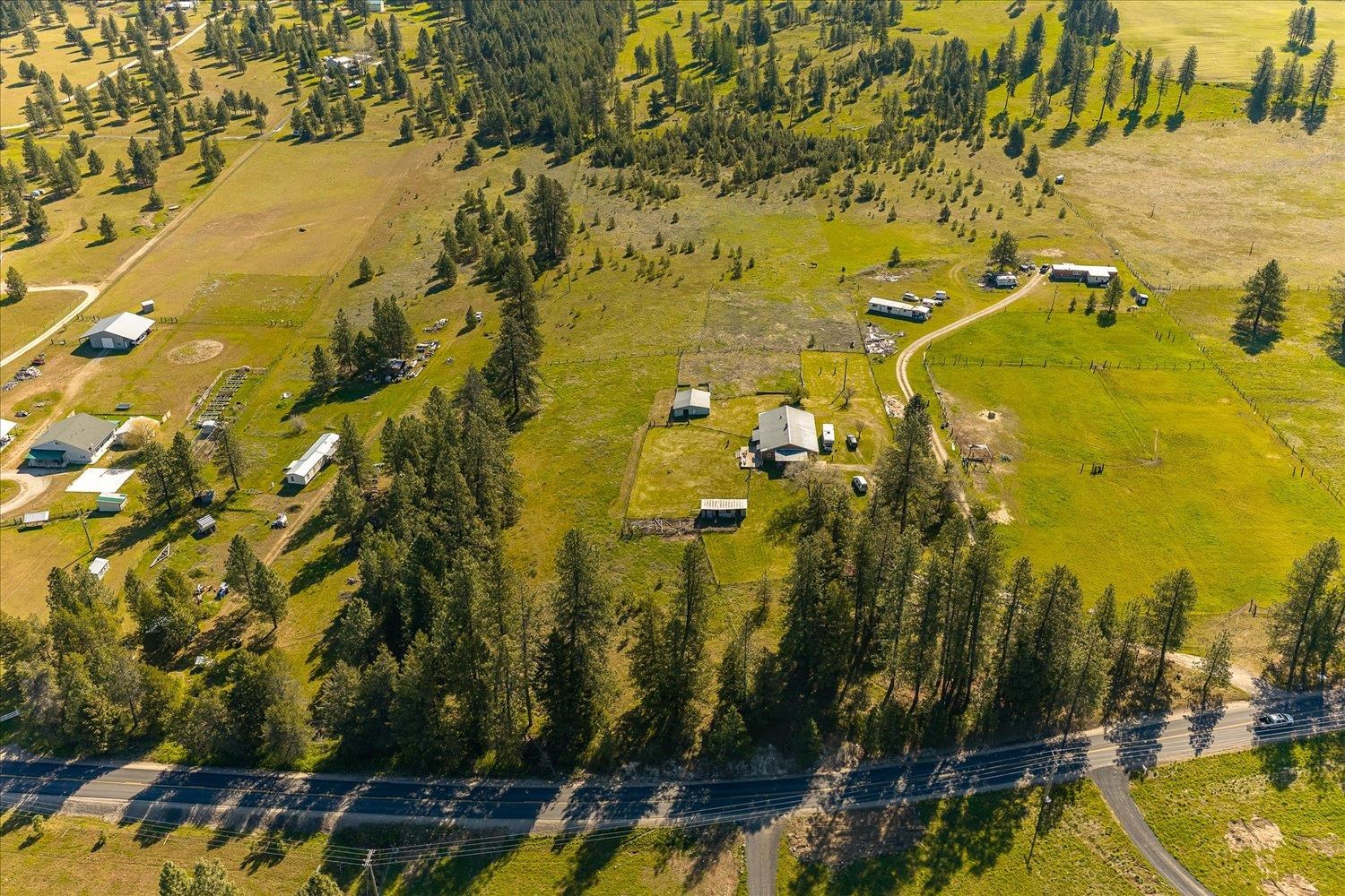 32604 North Elk Chattaroy Road Chattaroy, WA 99003 - Photo 43 of 48