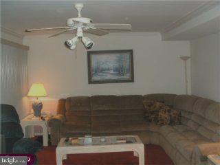 3824 Charteris Road Philadelphia, PA 19154 - Photo 5 of 6 Gallery Image 5