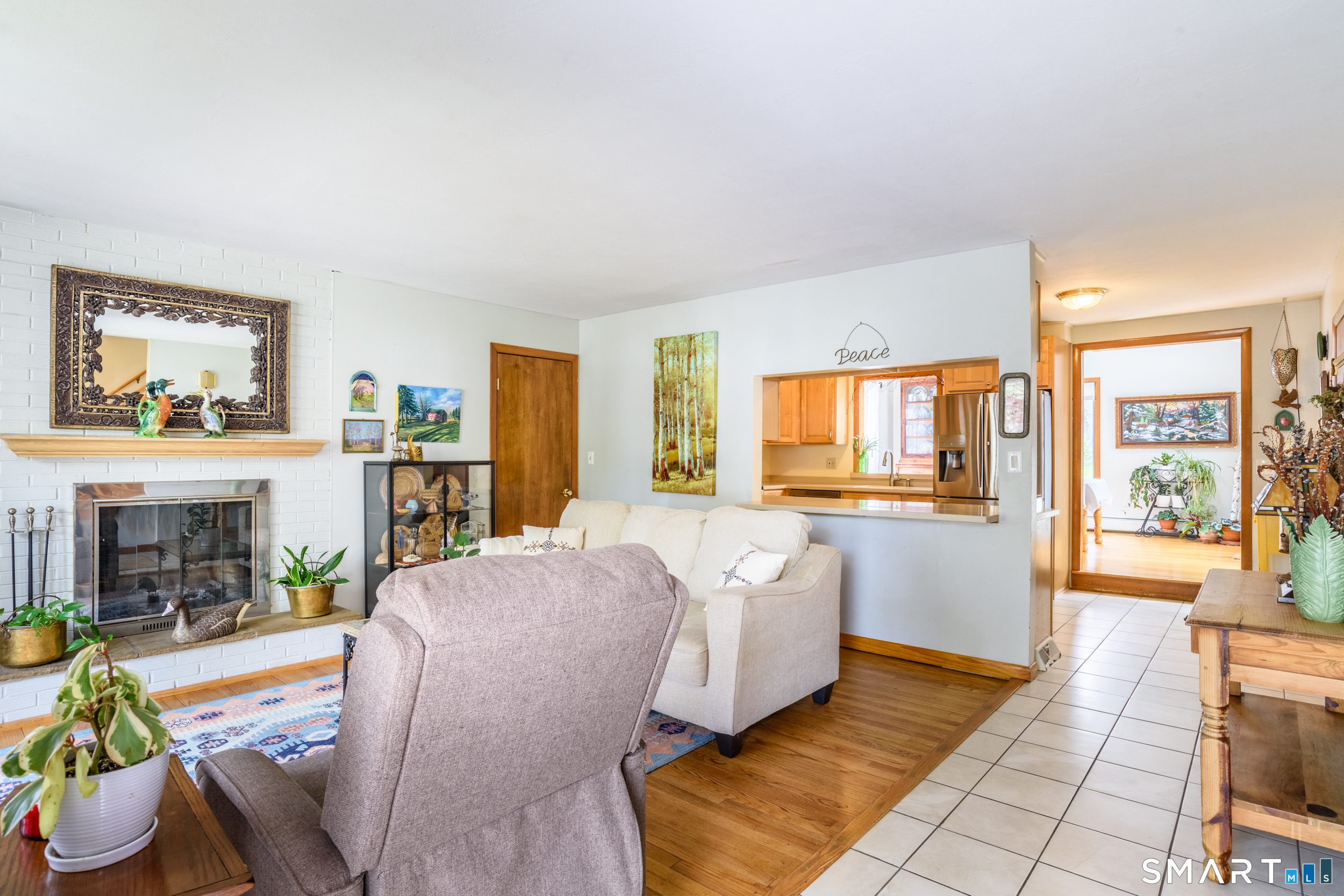 105 Meadow Wood Road Stratford, CT 06614 - Photo 13 of 37