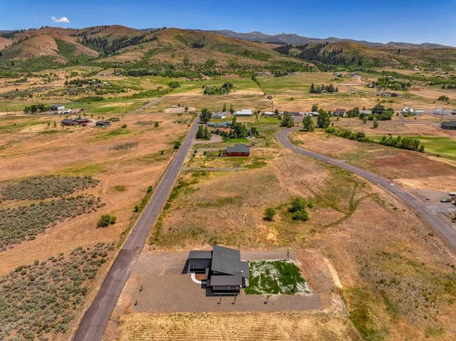 $519,000 | 2185 Fairway Drive, Council, ID 83612