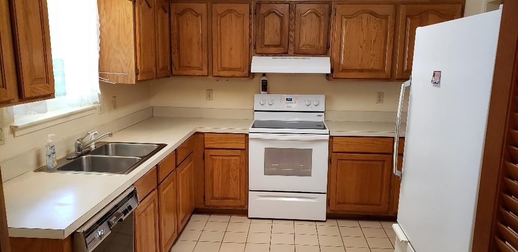 311 Pelham Road Fort Walton Beach, FL 32547 - Photo 12 of 22 Kitchen from Dining Room