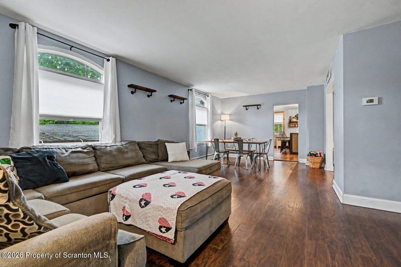311 Knapp Road Clarks Summit, PA 18411 - Photo 8 of 58 Living Room