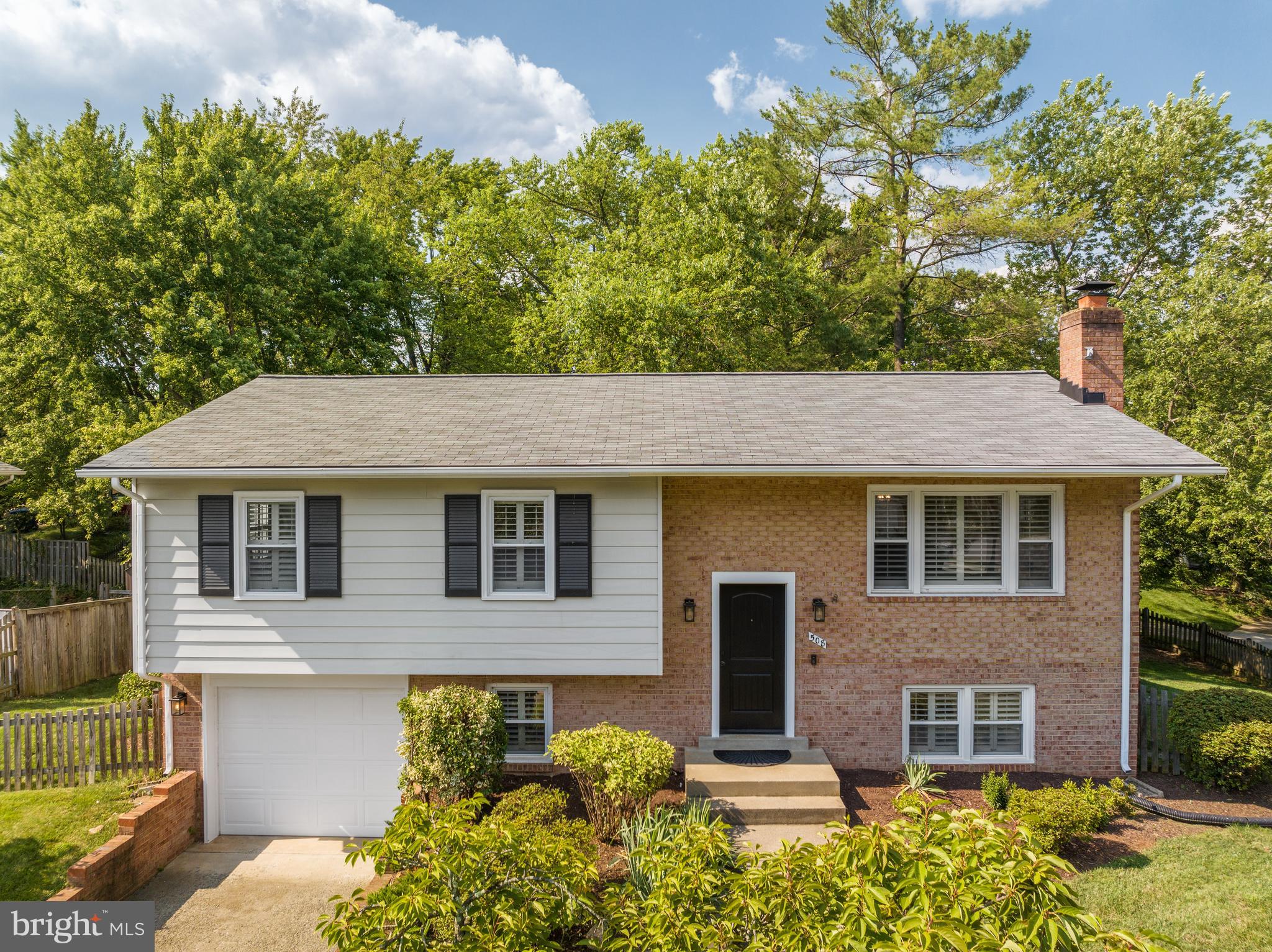 508 Fillmore Street Herndon, VA 20170 - Photo 33 of 39 front view of a house