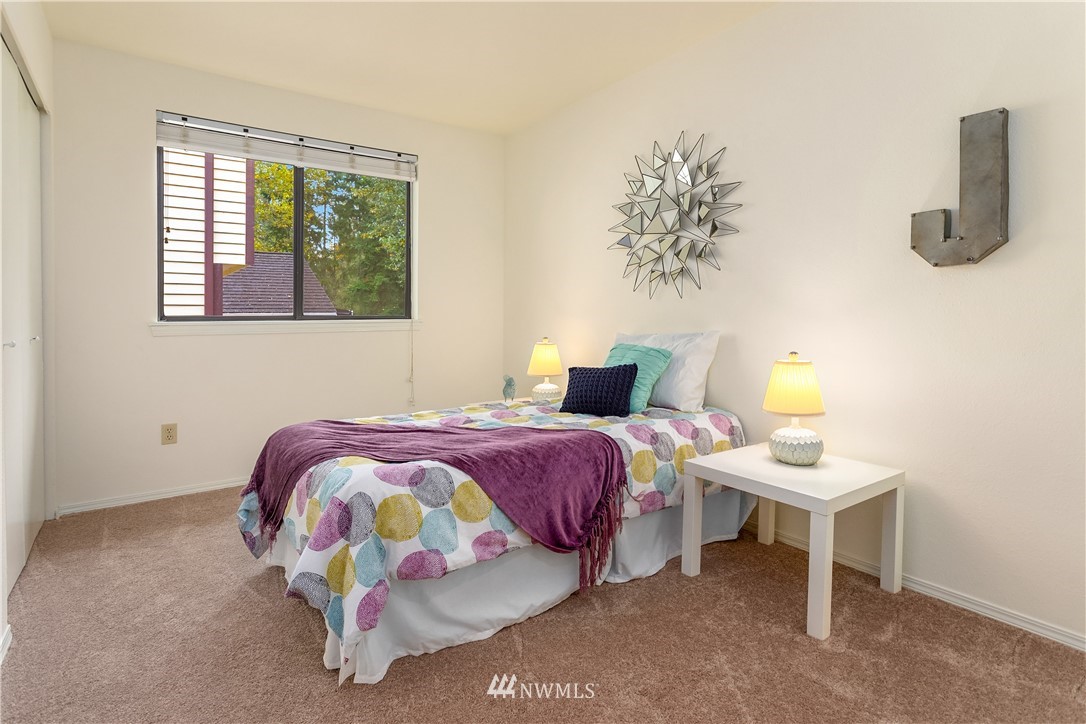 2419 Southeast 8th Place Renton, WA 98057 - Photo 16 of 29