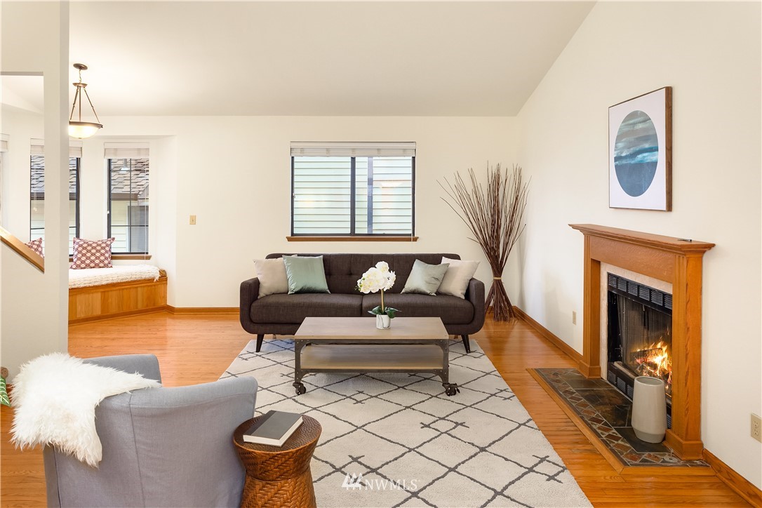 2419 Southeast 8th Place Renton, WA 98057 - Photo 5 of 29