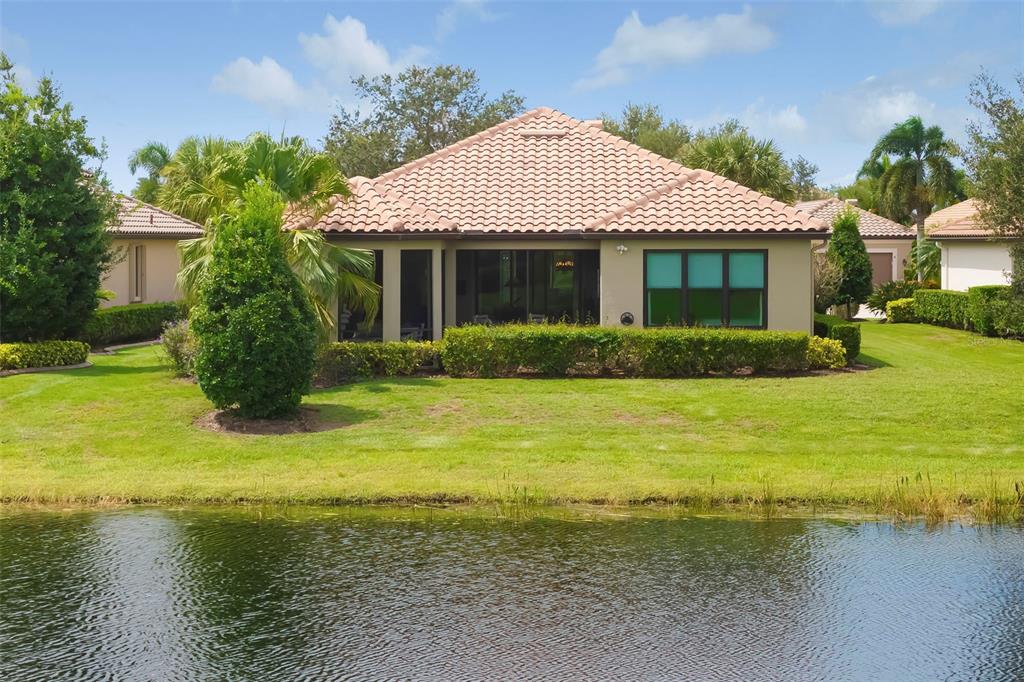 5231 Castello Lane Lakewood Ranch, FL 34211 - Photo 3 of 76 Gallery Image 3