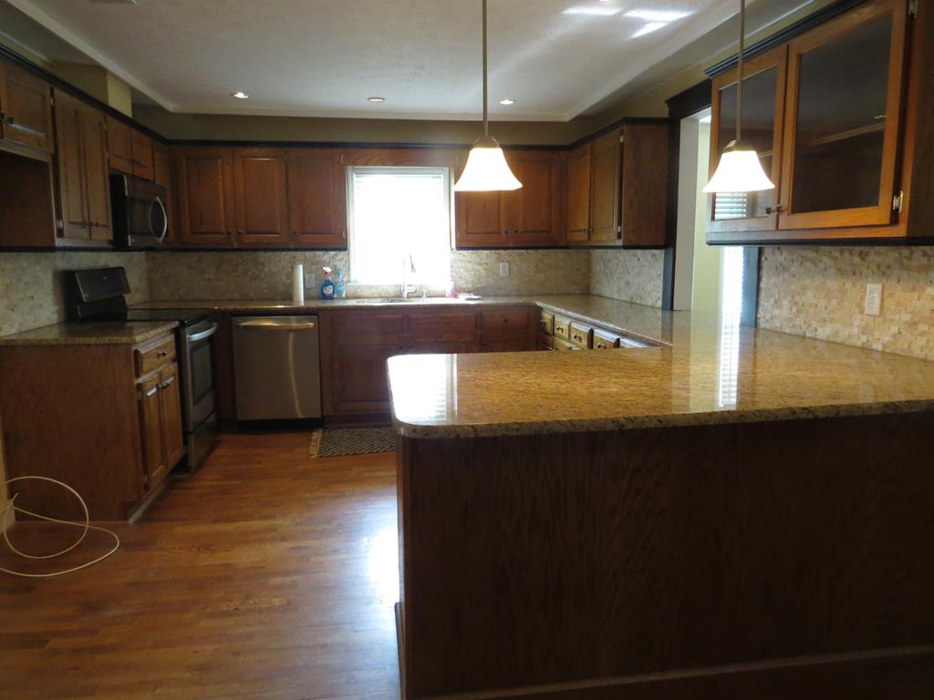 12747 Warm Springs Road Ellerslie, GA 31807 - Photo 7 of 23 Breakfast bar granite counter tops