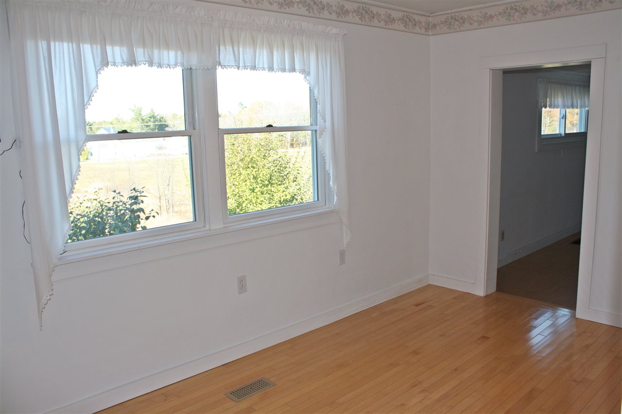 32 Old River Road Dayton, ME 04005 - Photo 13 of 28